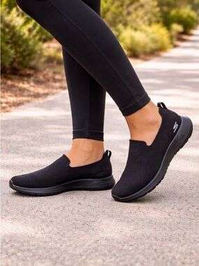 Skechers GOwalk Stretch Fit Black Slip On Shoes Women’s 9 Comfort